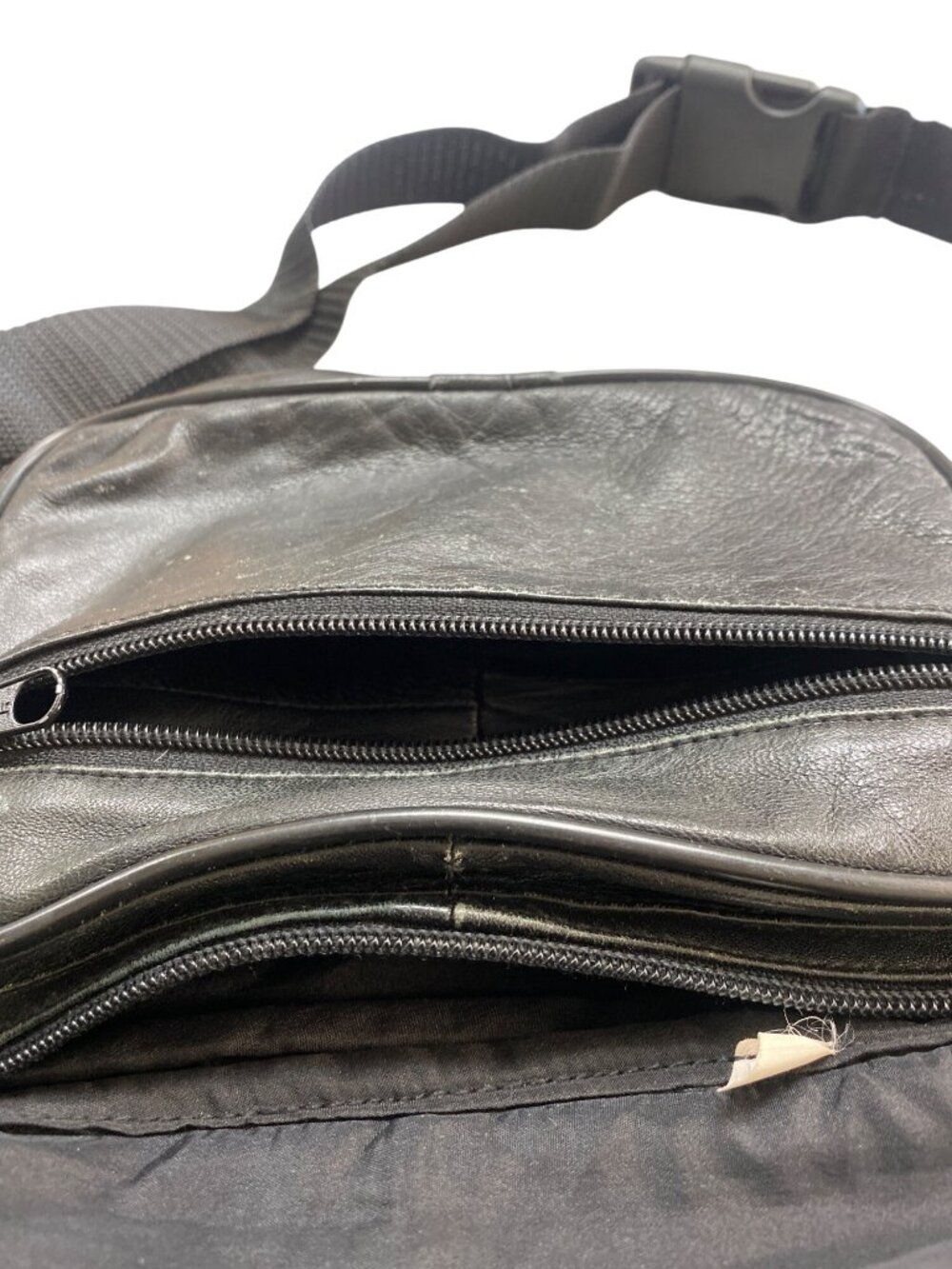 Fanny Pack Belt Bag Waist Bumbag Preowned Black Leather - Picture 5 of 9